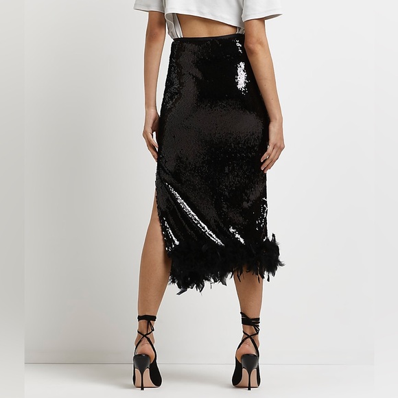 ***SOLD*** RIVER ISLAND Black Sequin Feather Trim Pencil Skirt - Picture 3 of 7